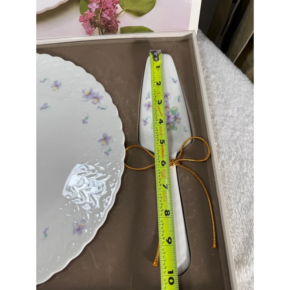 Mikasa Blue Violets B2057 Bone China Cake Plate and Server Set Japan Scalloped